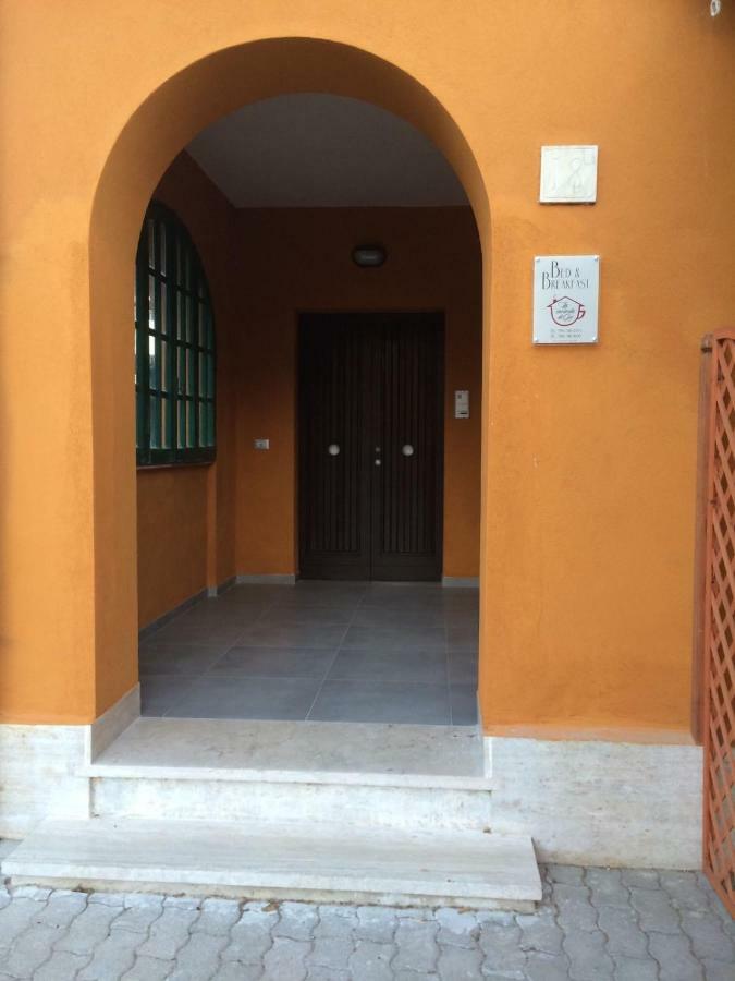 B&B La Veranda Di Gio Torrimpietra Экстерьер фото
